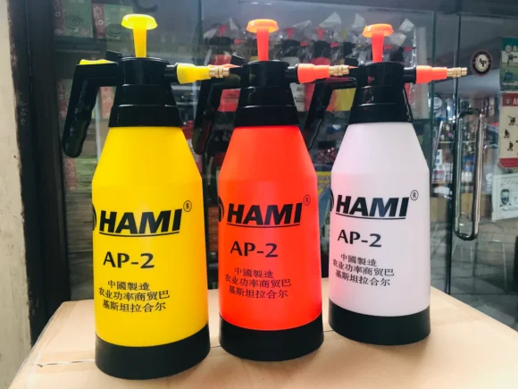 Pressure Garden Spray Bottle - Image 2