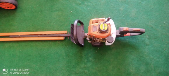 Denzo PETROL ENGINE HEDGE TRIMMER MACHINE - Image 3