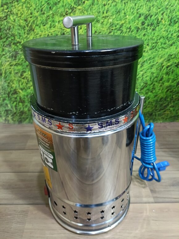 Hard Dry Masala Grinder Machine Silver body. - Image 2
