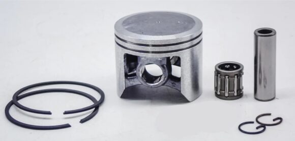 Chainsaw Rings Piston